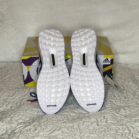 ❌SOLD❌ ADIDAS UltraBOOST Running Sneakers - Picture 4 of 6
